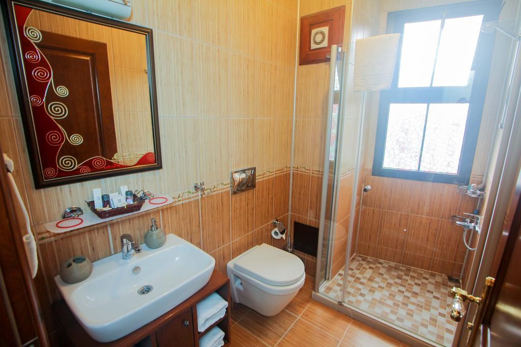 Camera Familiare (4 Adulti)