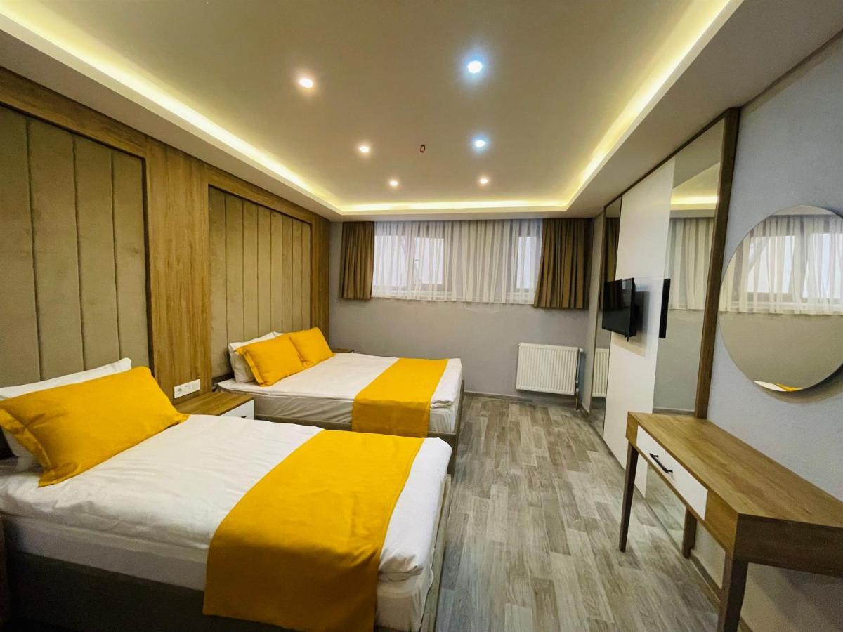 Economy Triple Room