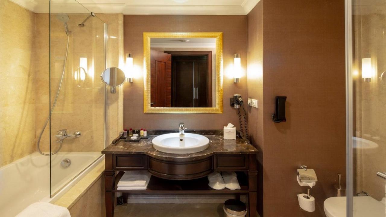 Executive Deluxe Double Room