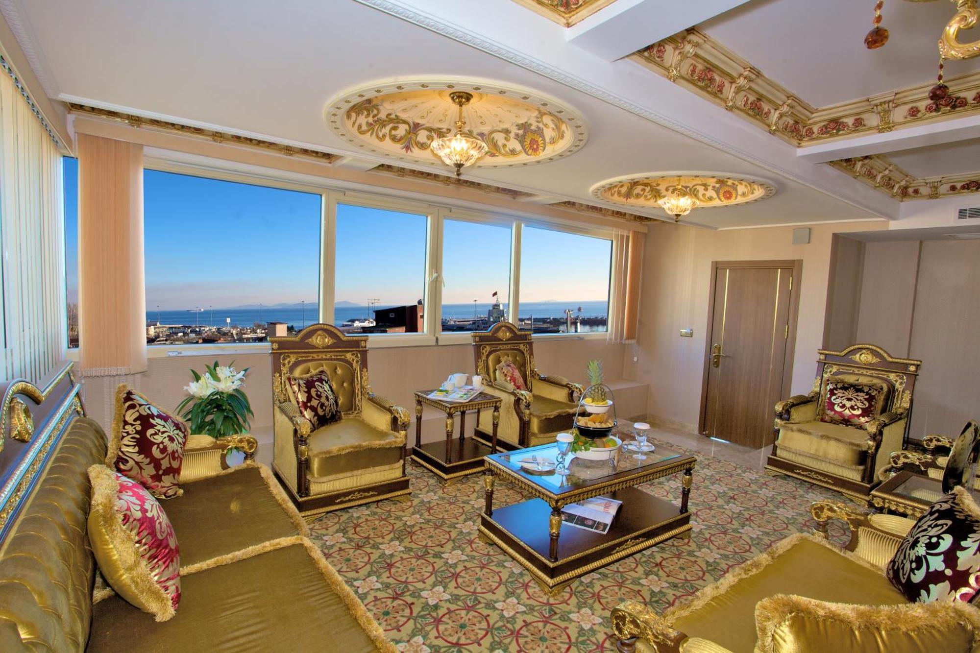 Deluxe Family Room Sea View