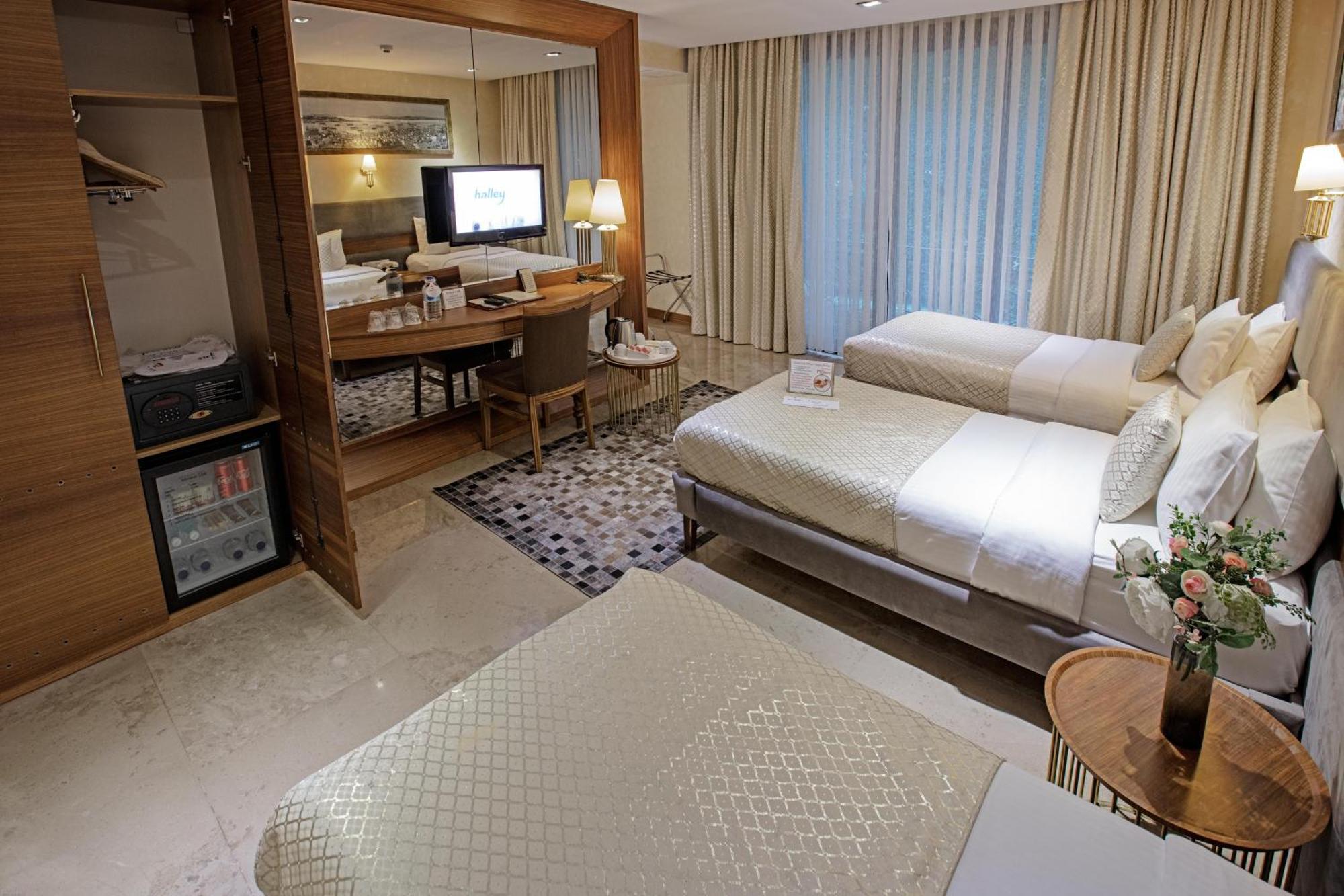 Standard Triple Room,1246111792:JPEG