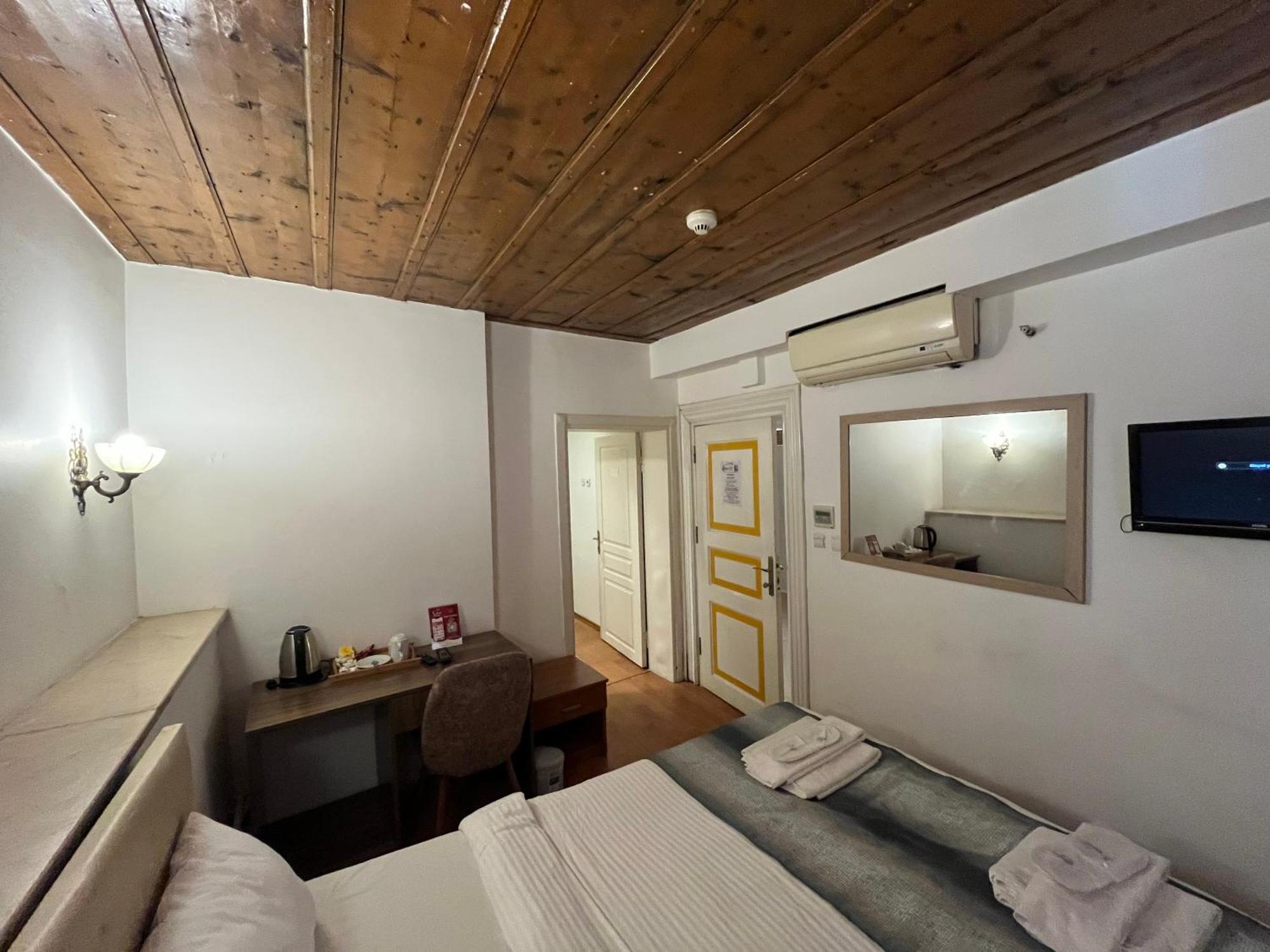Quarto Triplo Económico