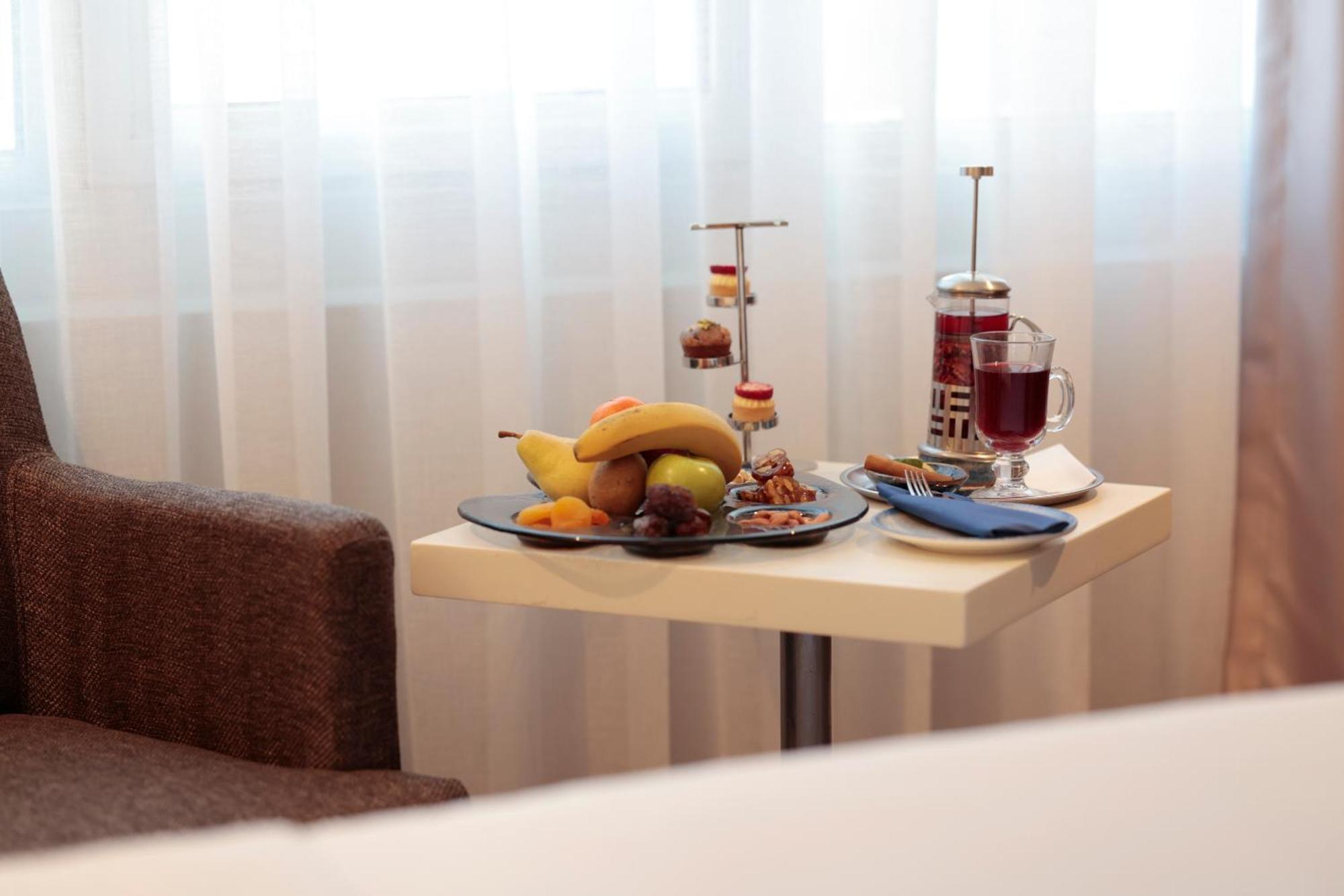 Deluxe King Room - Free Spa Access,1653531027:JPEG