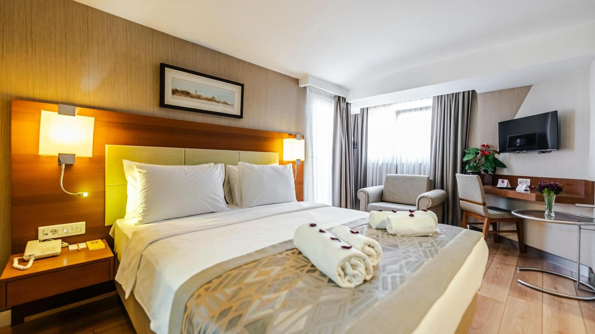 Double or Twin Room,1690935999:JPEG