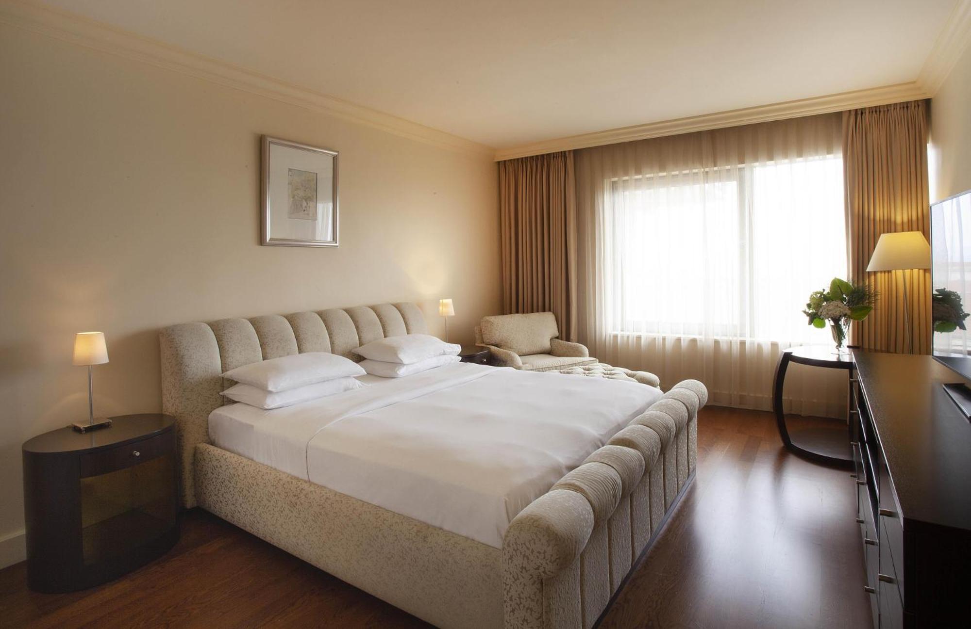 Three-Bedroom Suite Terrace Bosphorus View,1756529754:JPEG