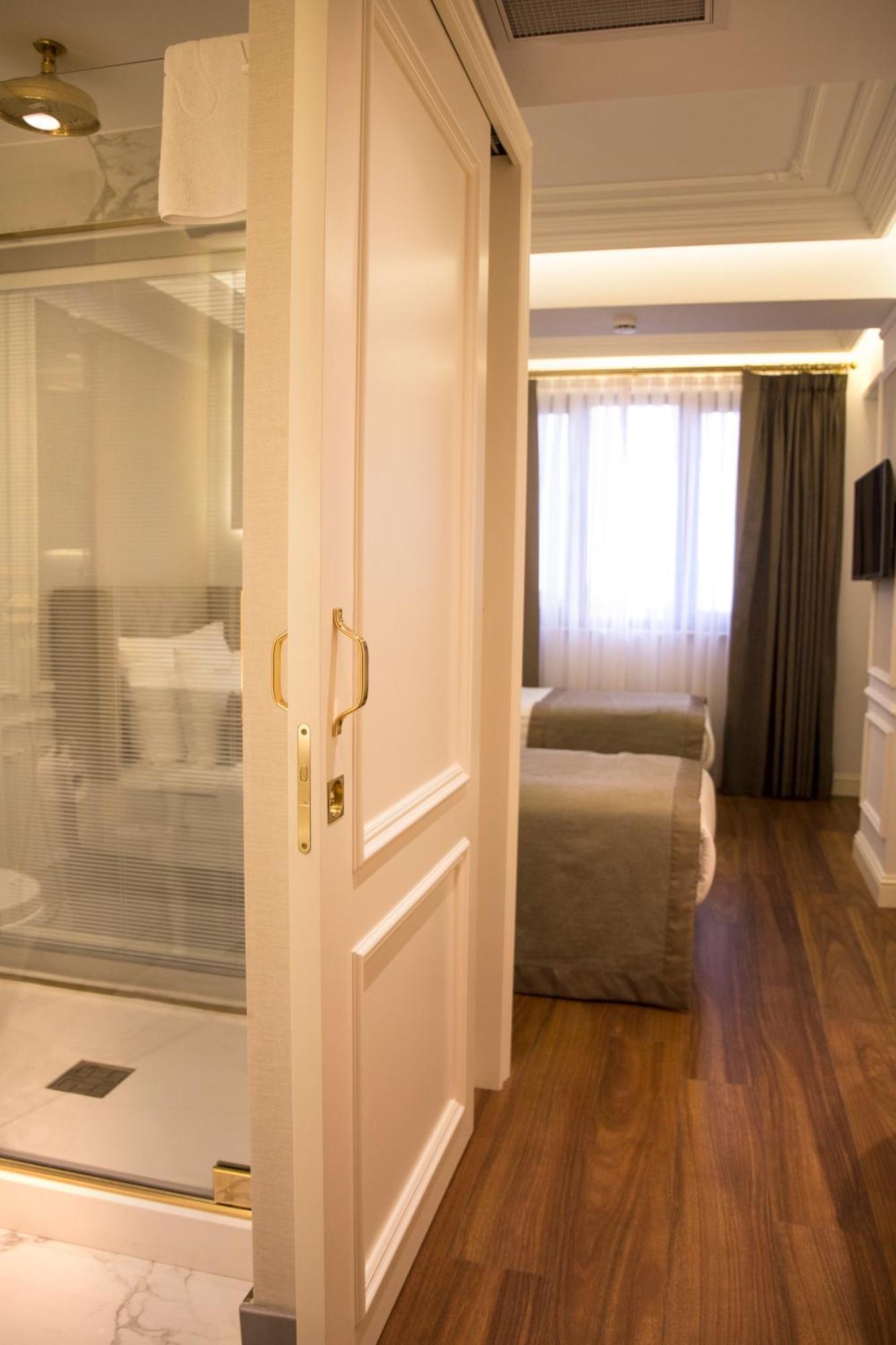 Superior Room,291596864:JPEG