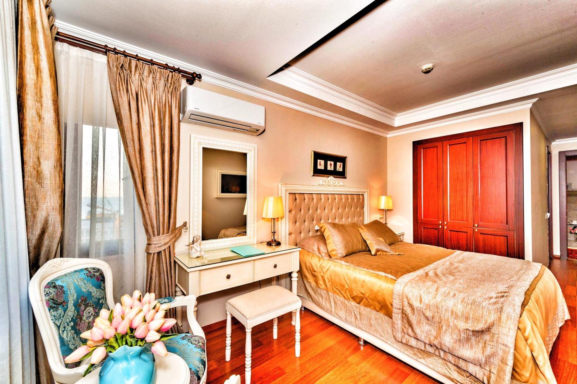 Single Room,693973230:JPEG