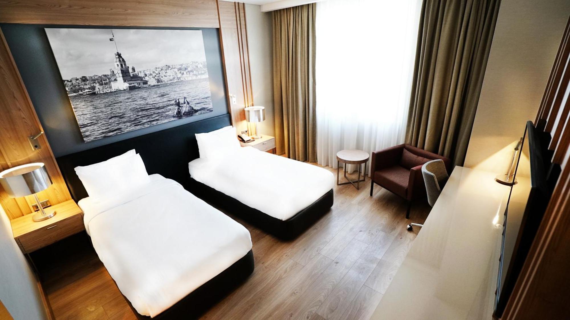 Quarto Premium com 2 Camas de Solteiro