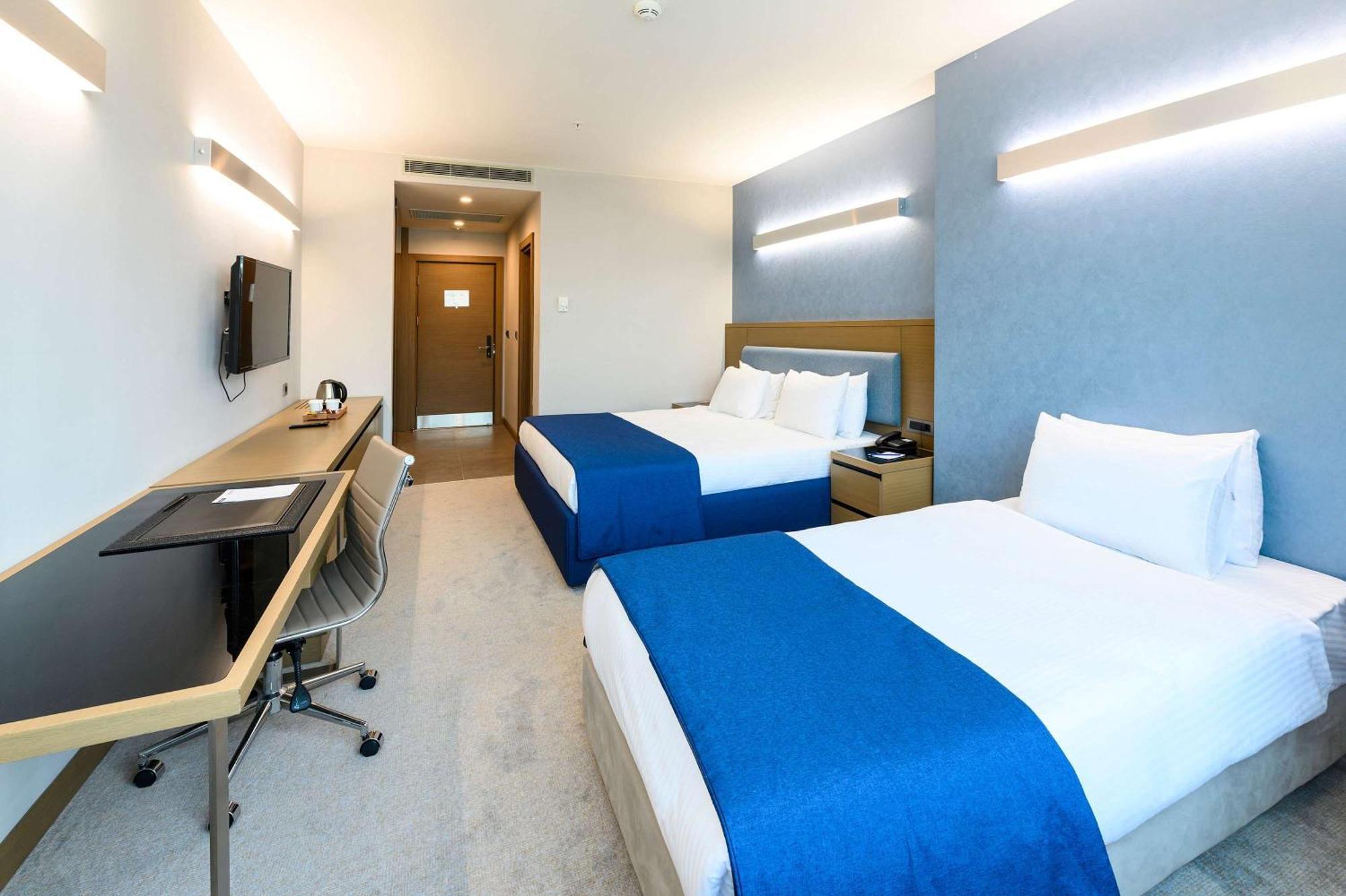 Deluxe Plus Room,996303352:JPEG