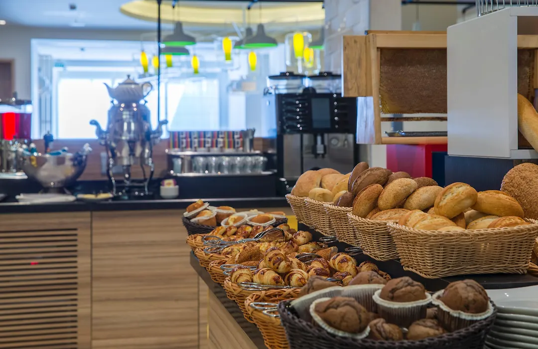 Park Inn By Radisson Istanbul Ataturk Airport-1
