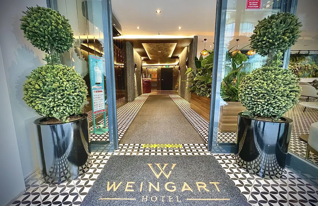 Weingart Istanbul-1