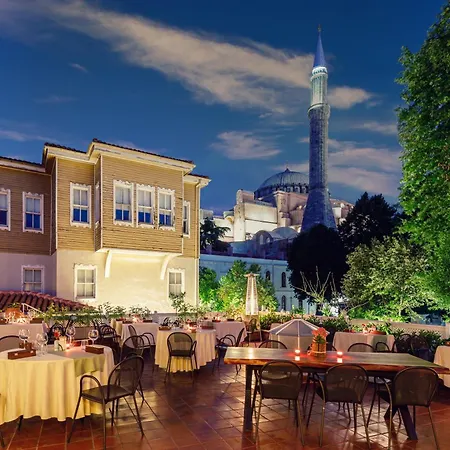Hagia Sofia Mansions Istanbul, Curio Collection By Hilton-2