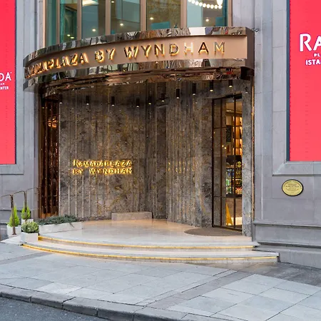 Ramada Plaza By Wyndham Istanbul City Center (Adults Only)-3